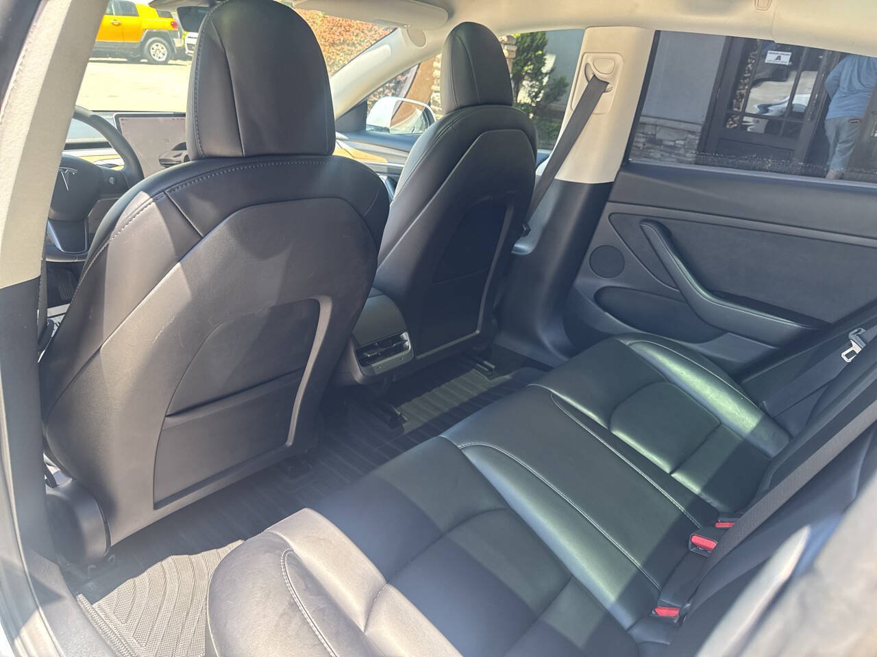 Used 2022 Tesla Model 3 Standard Range RWD image 12