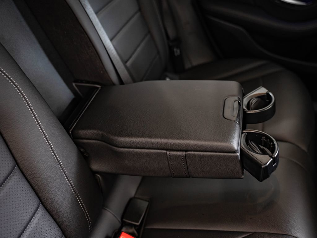 Used 2022 Mercedes-Benz GLC 300 4MATIC image 45