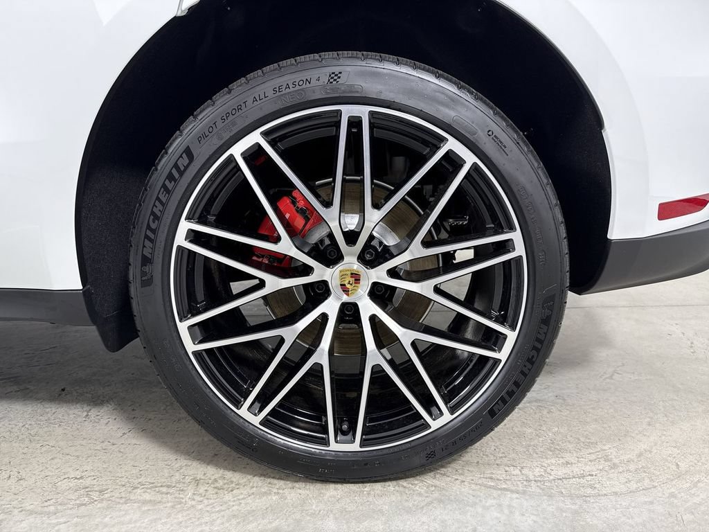 New 2026 Porsche Macan S AWD/4WD image 14