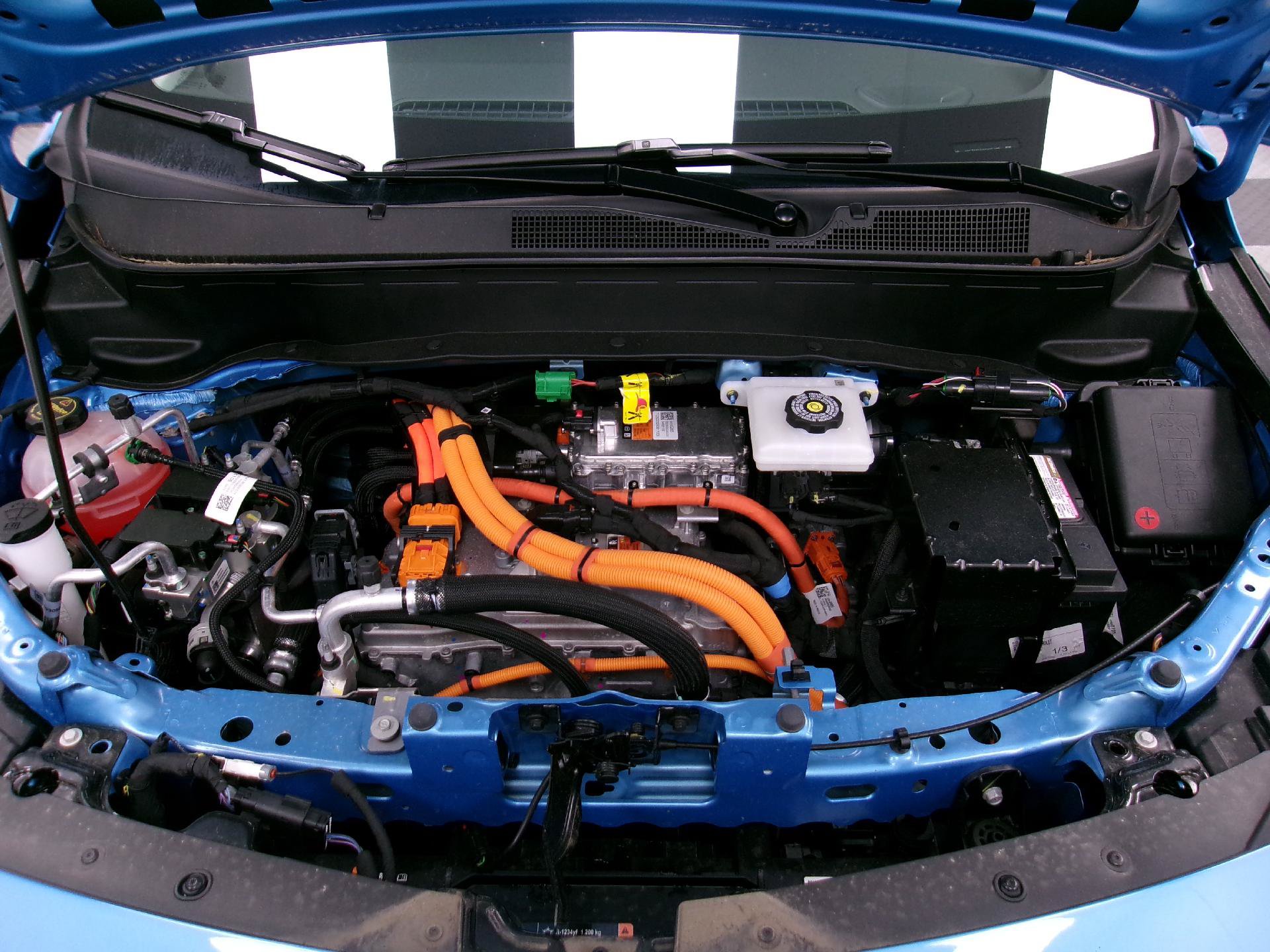 New 2027 Chevrolet Bolt RS w/ Technology Package FWD image 19