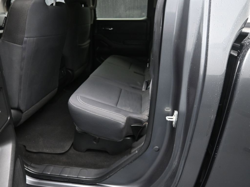 Used 2023 Nissan Frontier SV w/ Technology Package image 20