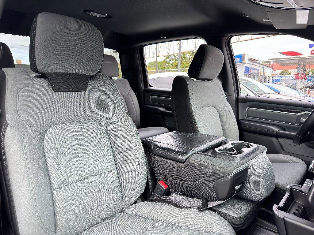 Used 2021 RAM 1500 Big Horn image 34