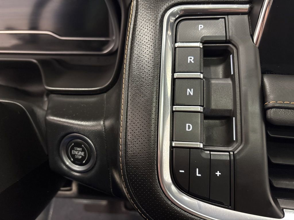 Used 2023 GMC Yukon XL AT4 w/ Technology Package image 20