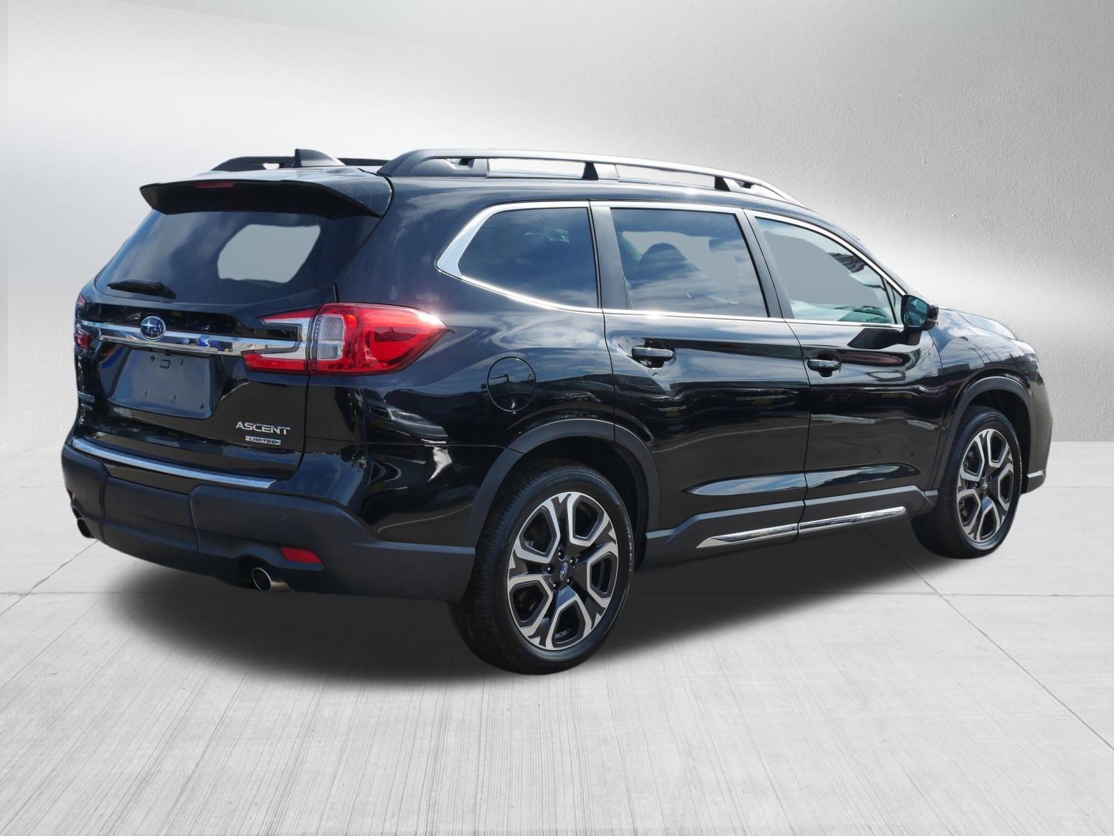 Certified 2025 Subaru Ascent Limited image 7