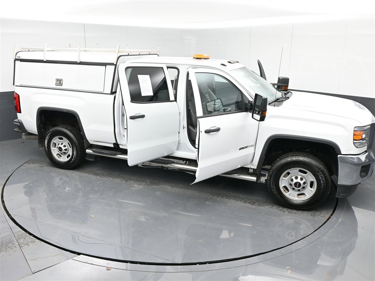 Used 2018 GMC Sierra 2500 2WD Crew Cab w/ Sierra Convenience Package image 38