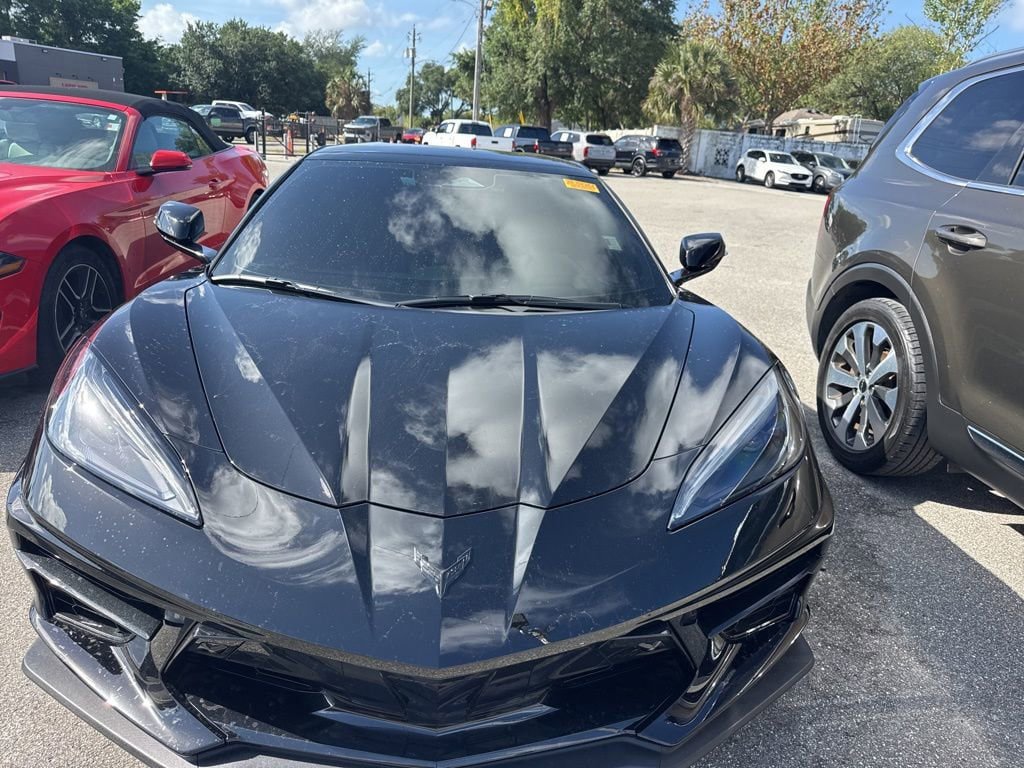 Used 2025 Chevrolet Corvette Stingray Premium Conv w/ Z51 Performance Package RWD image 2