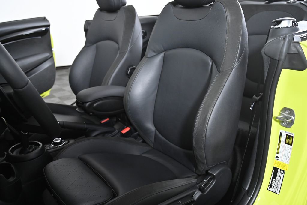 Certified 2024 MINI Cooper S image 25
