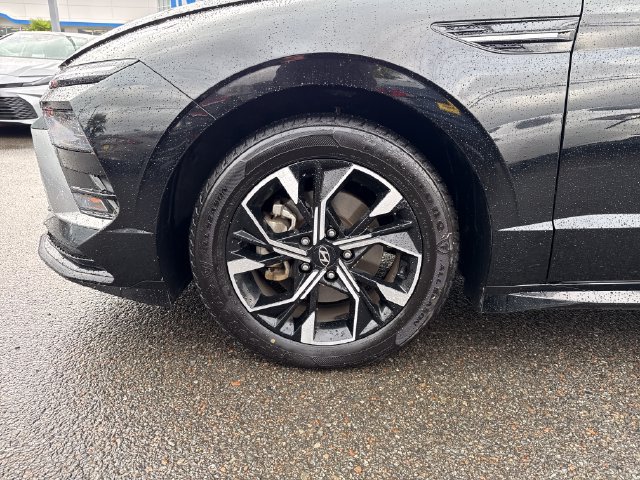 Used 2025 Hyundai Sonata SEL FWD image 25