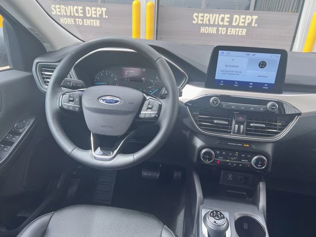Used 2022 Ford Escape SEL image 13