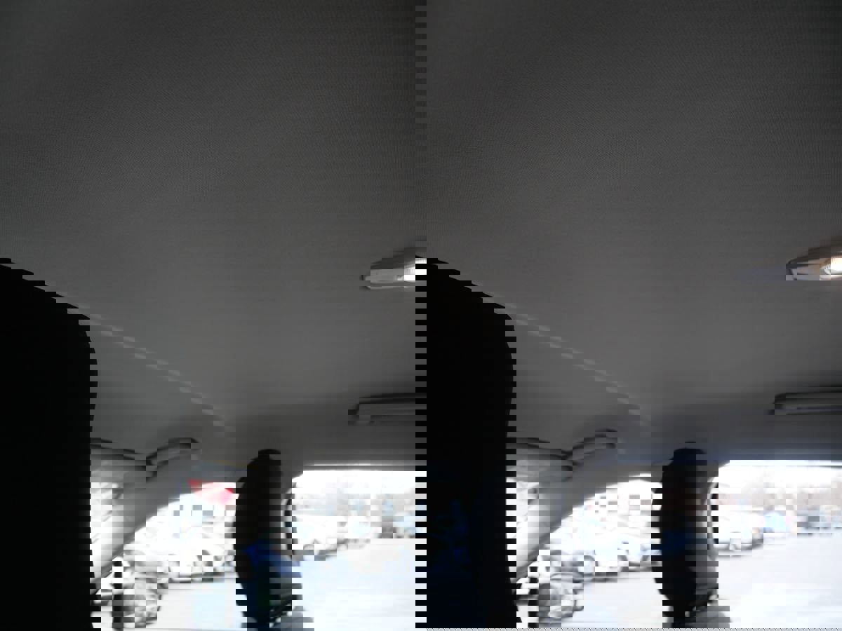 Used 2017 Ford Fusion SE w/ Fusion SE Technology Package image 23