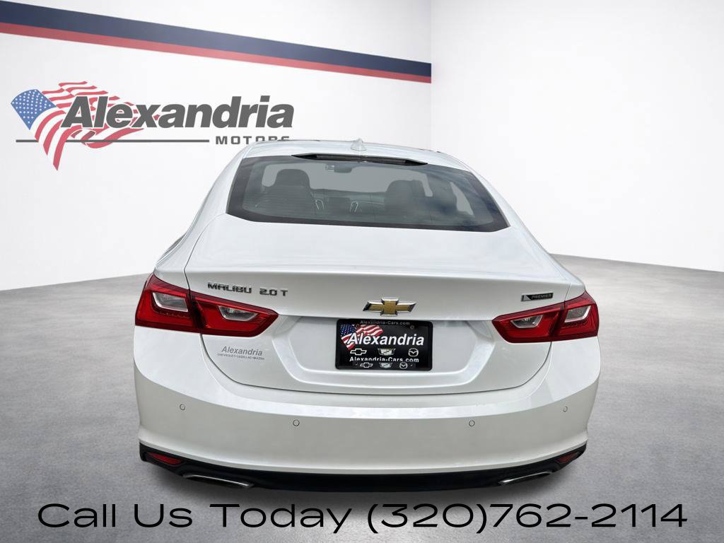 Used 2017 Chevrolet Malibu Premier w/ Premier Sun and Wheel Package FWD image 7