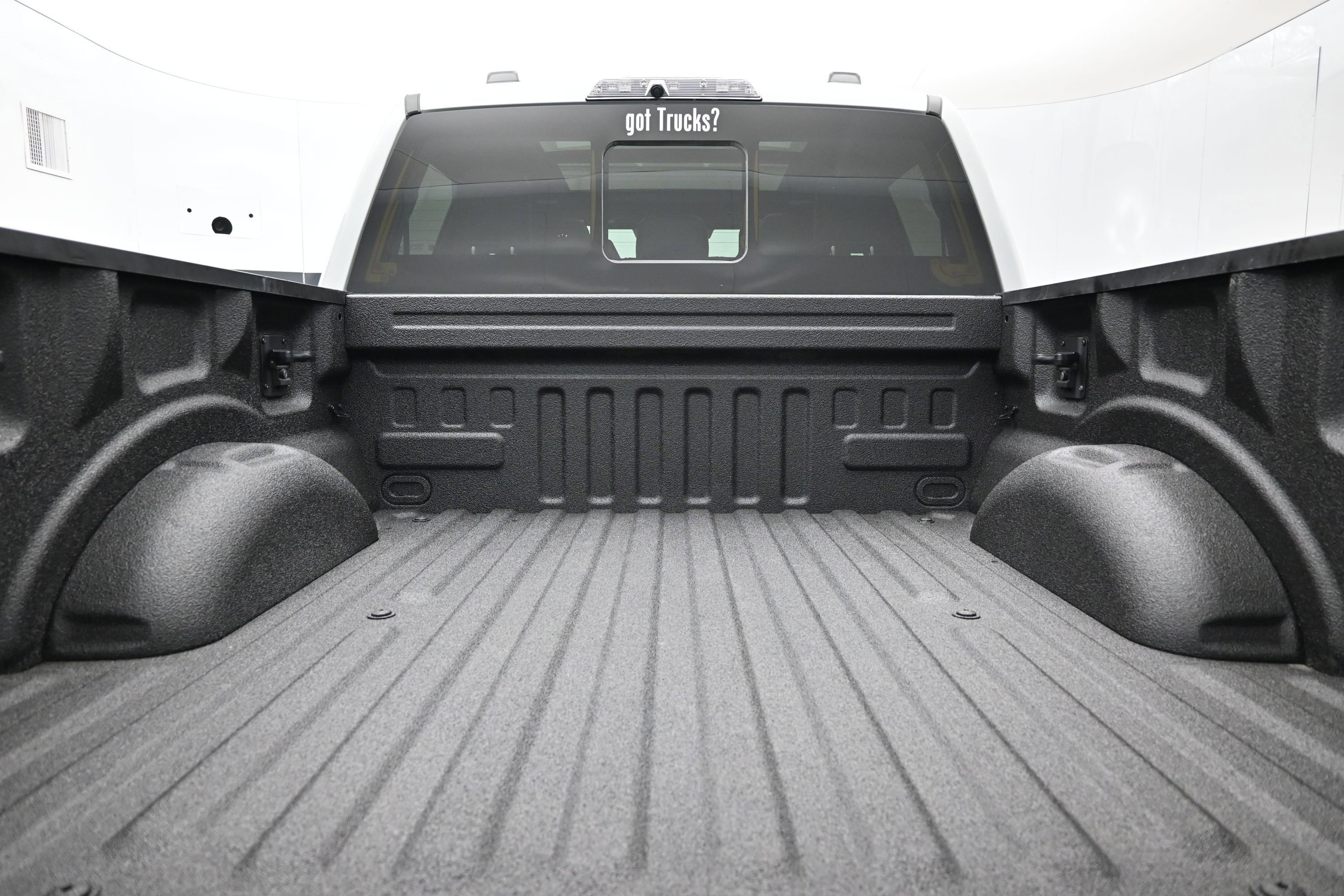 Used 2023 Ford F150 Raptor AWD/4WD image 7