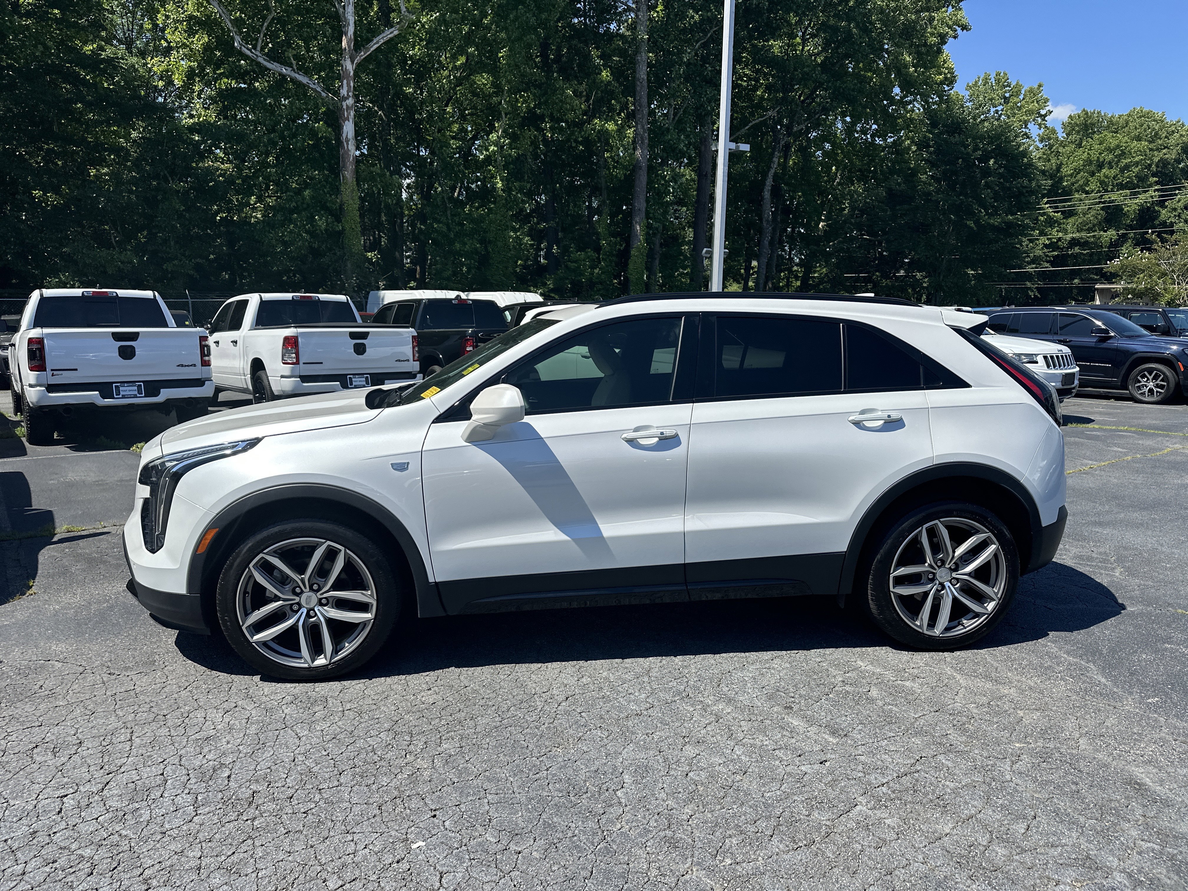 Used 2019 Cadillac XT4 Sport w/ Driver Awareness Package FWD image 4