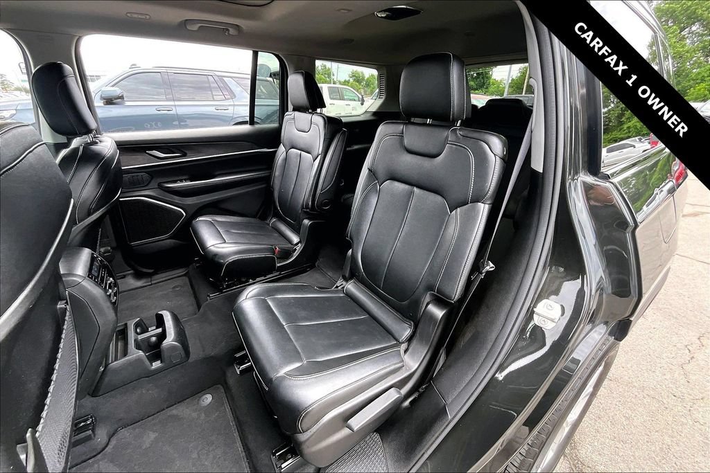 Used 2024 Jeep Grand Cherokee L Limited AWD/4WD image 22