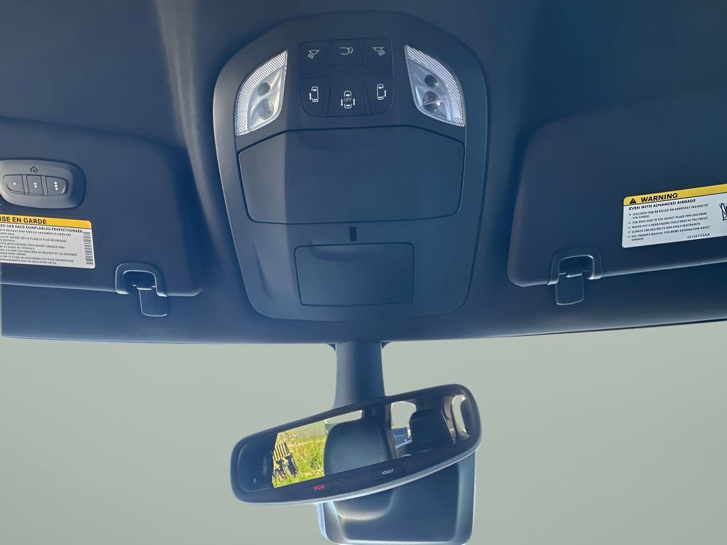 Used 2026 Chrysler Pacifica Select FWD image 23