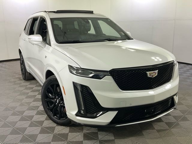 Certified 2023 Cadillac XT6 Sport w/ Technology Package image 38