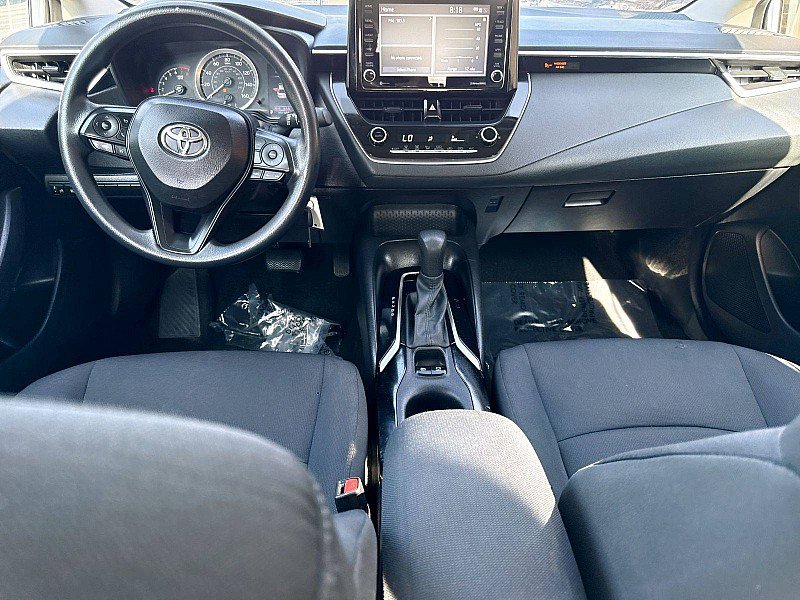 Used 2022 Toyota Corolla LE FWD image 11
