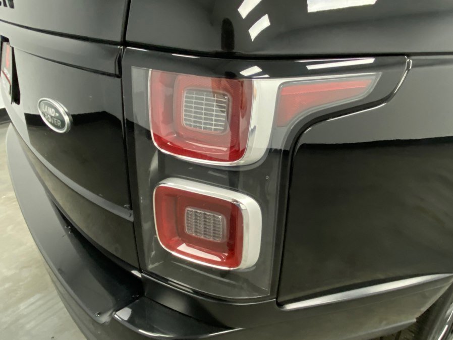 Used 2018 Land Rover Range Rover Supercharged AWD/4WD image 14