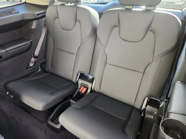 New 2026 Volvo XC90 B5 Core AWD/4WD image 16