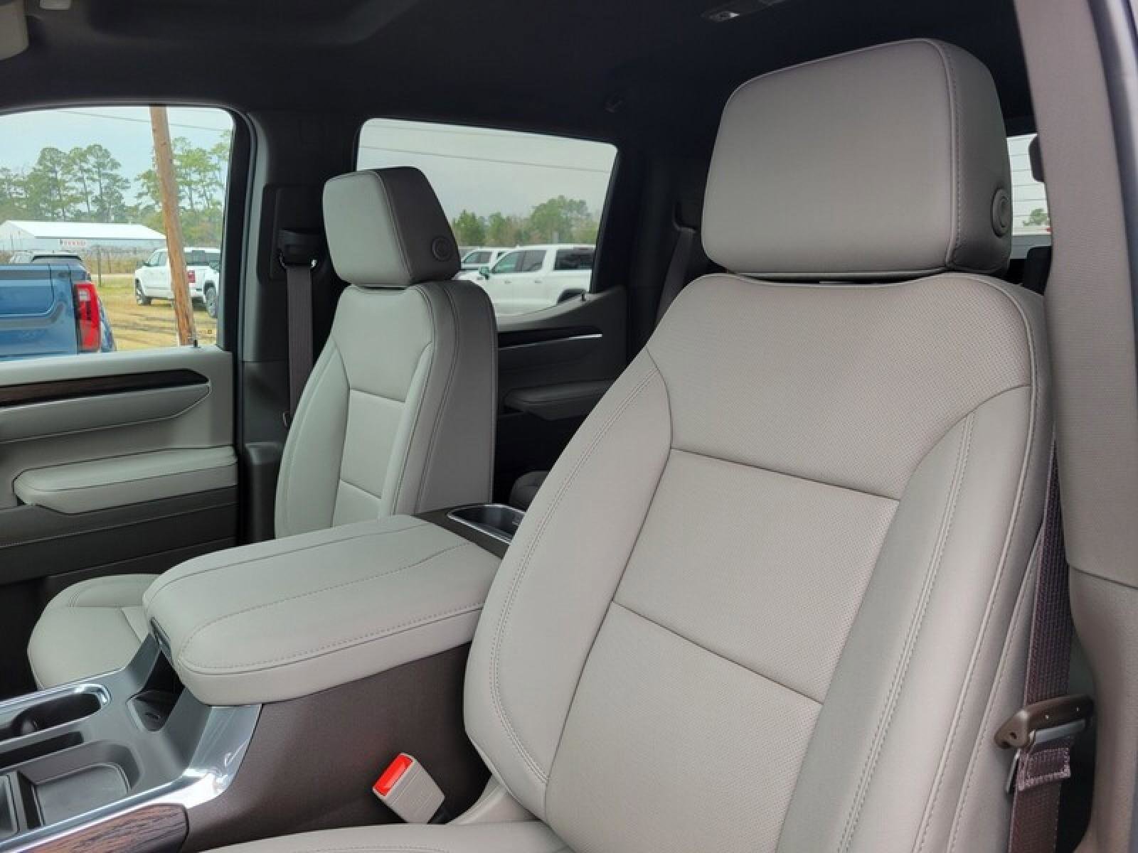 New 2026 GMC Sierra 1500 SLT w/ SLT Premium Plus Package image 12