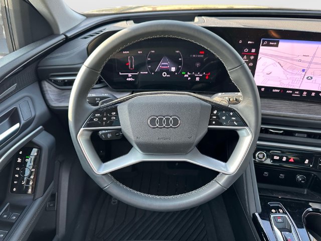 Certified 2025 Audi Q5 Premium Plus AWD/4WD image 17