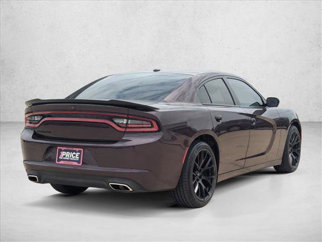 Used 2021 Dodge Charger SXT w/ Blacktop Package RWD image 5