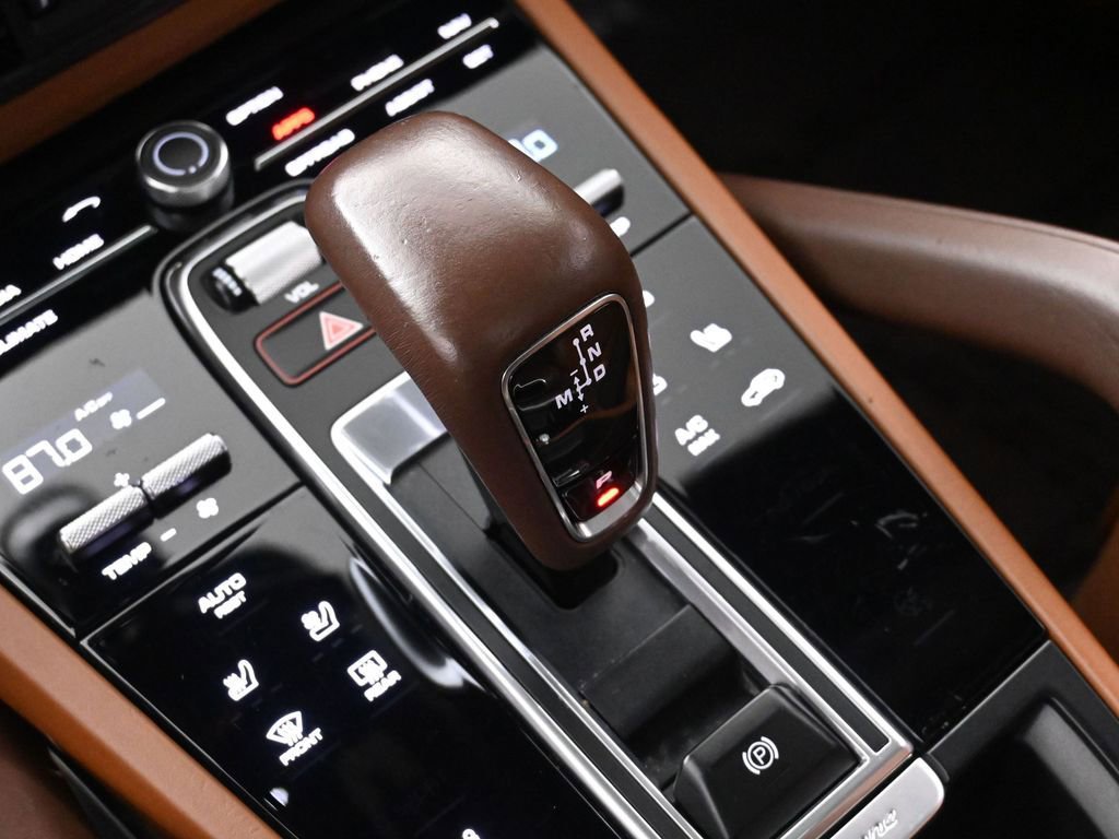 Used 2021 Porsche Cayenne Turbo w/ Premium Package Plus image 48