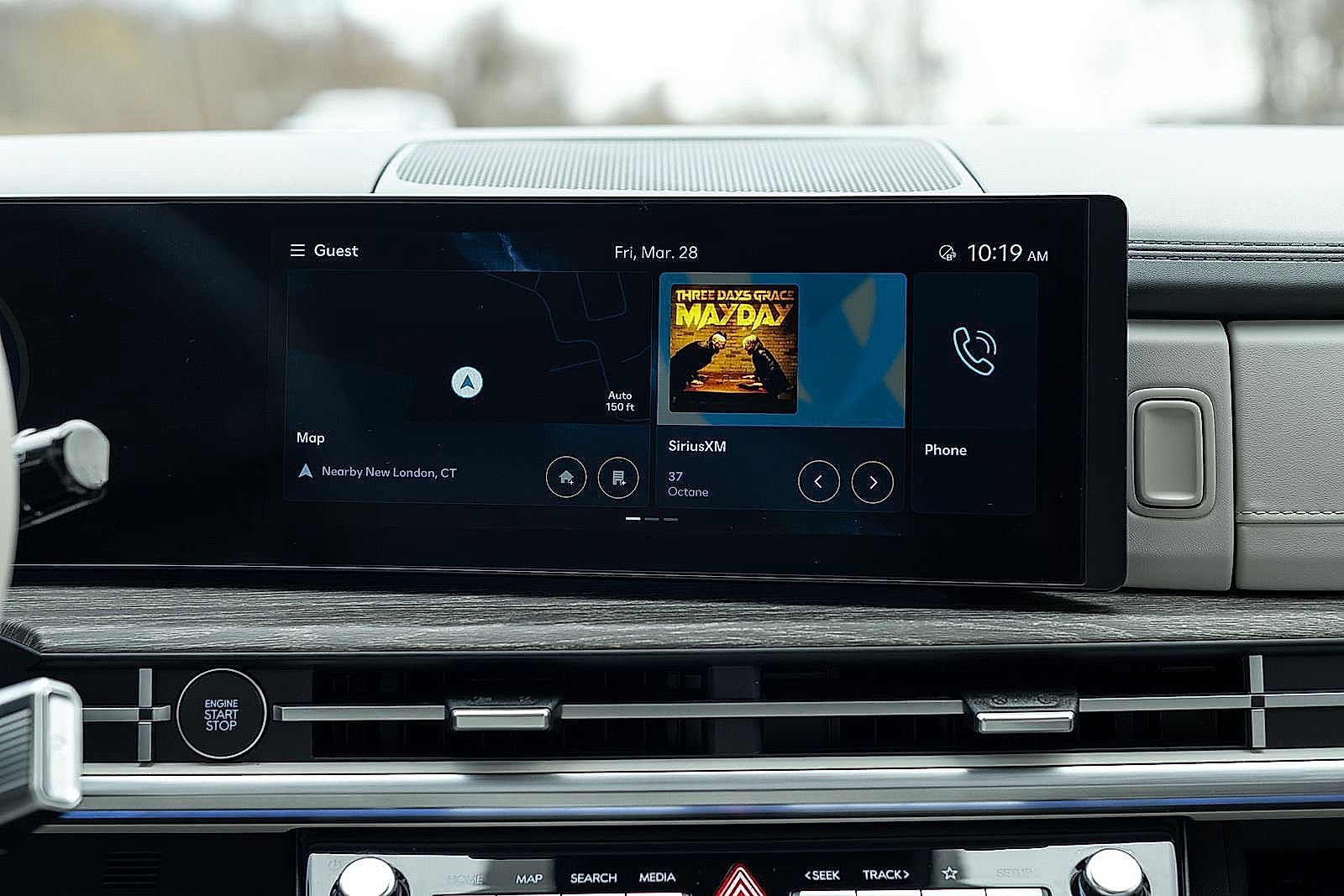 Used 2024 Hyundai Santa Fe Limited image 16