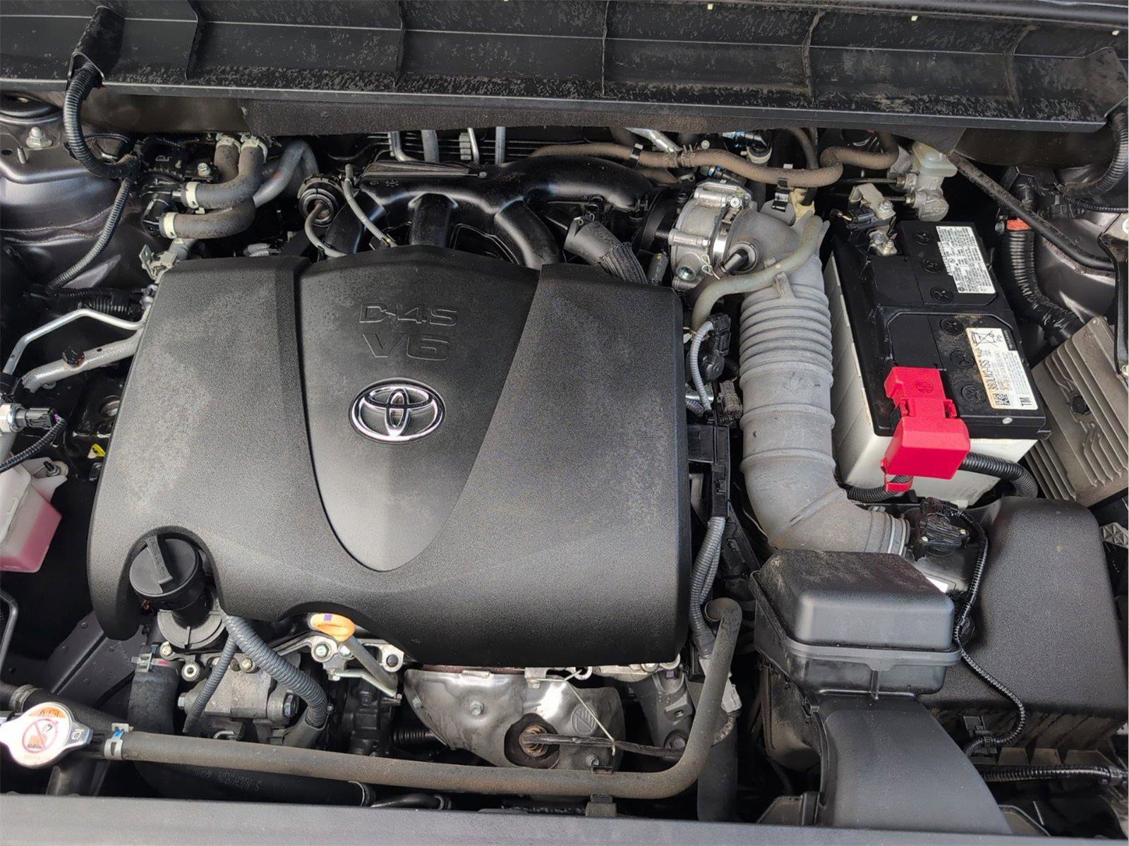 Used 2022 Toyota Highlander XLE image 10