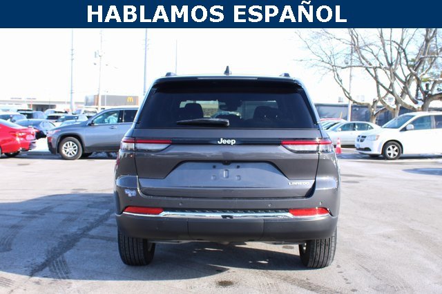 Used 2024 Jeep Grand Cherokee Laredo X w/ Luxury Tech Group I image 4