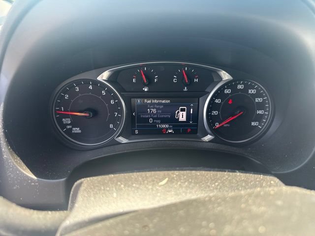 Used 2022 GMC Terrain SLE w/ Driver Convenience Package FWD image 3