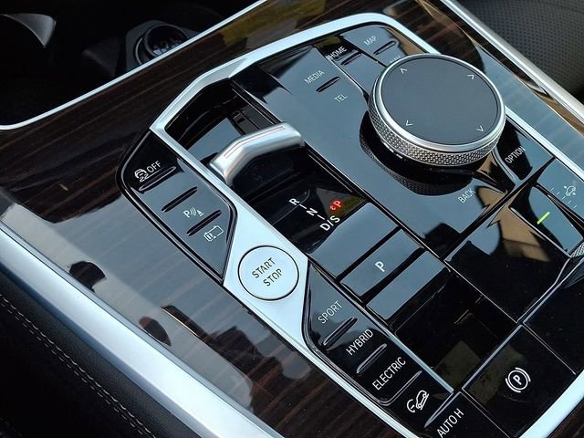 New 2026 BMW X5 xDrive50e AWD/4WD image 14