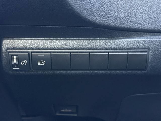 Certified 2024 Toyota Corolla SE FWD image 21