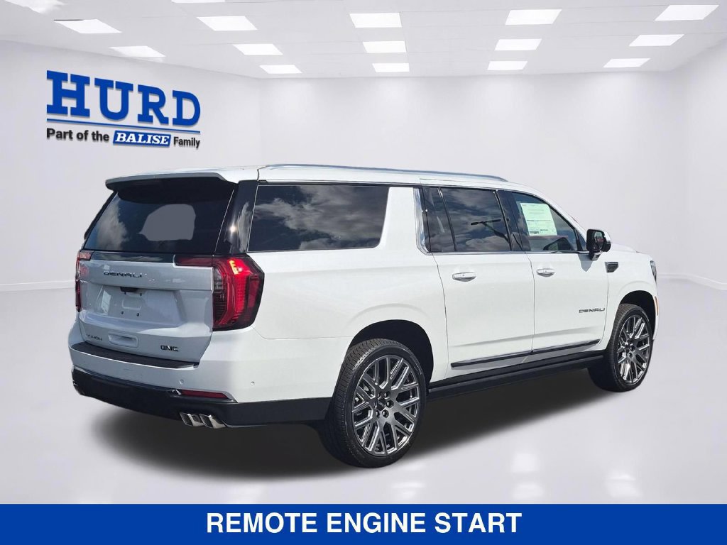 New 2027 GMC Yukon XL Denali Ultimate w/ LPO, Floor Liner Package AWD/4WD image 3