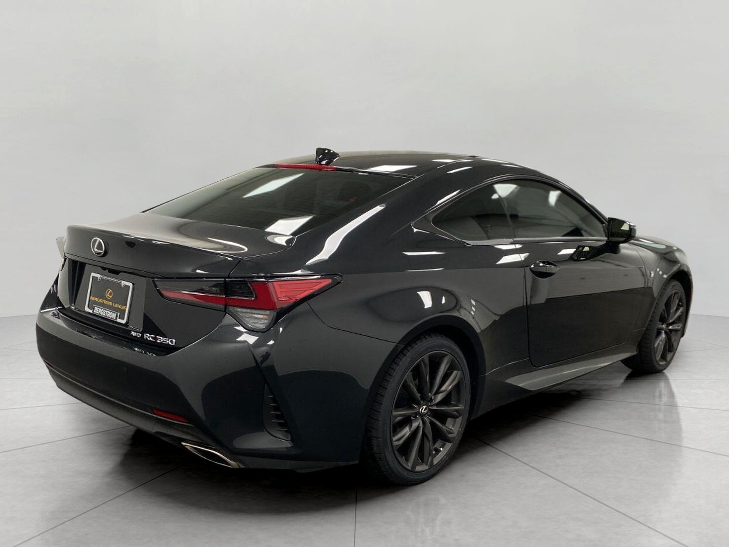 Used 2024 Lexus RC 350 F Sport AWD/4WD image 3