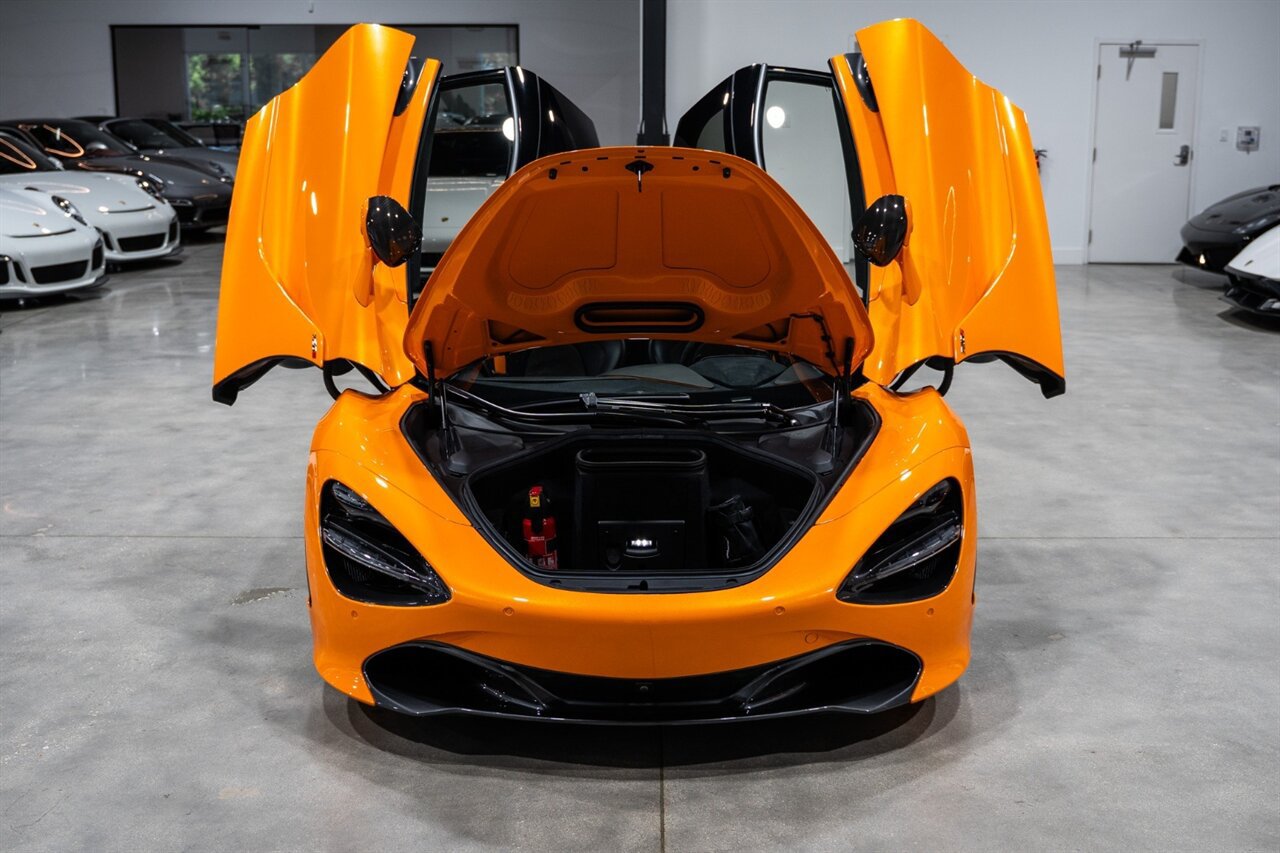 Used 2019 McLaren 720S Performance RWD image 35