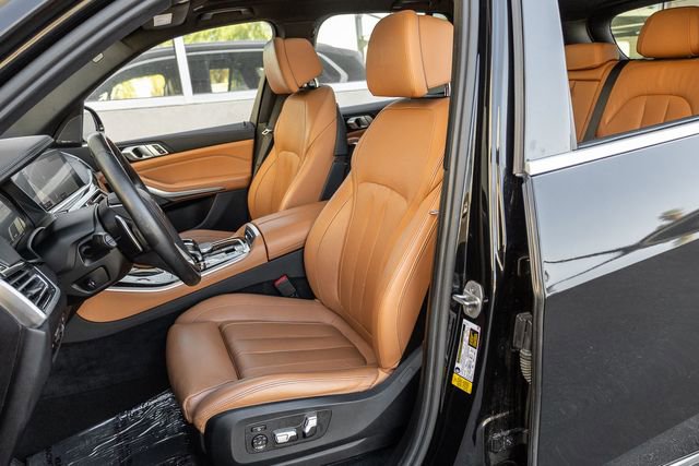 Used 2021 BMW X5 sDrive40i w/ Premium Package image 12