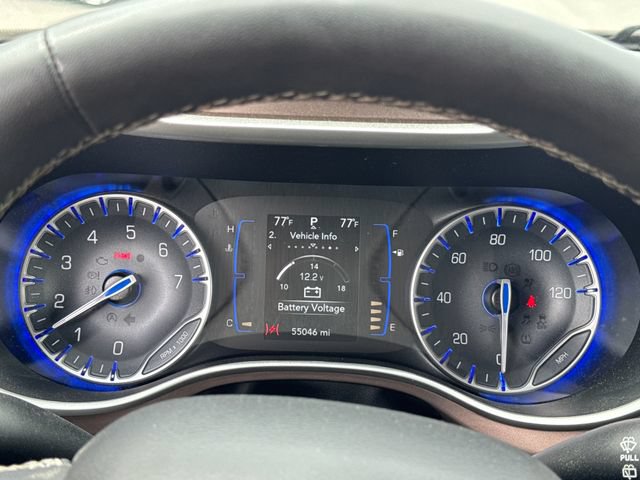Used 2023 Chrysler Voyager LX FWD image 18