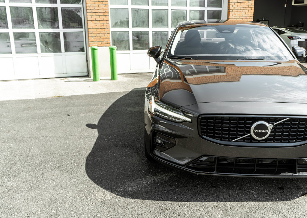 Used 2024 Volvo S60 B5 Core AWD/4WD image 30