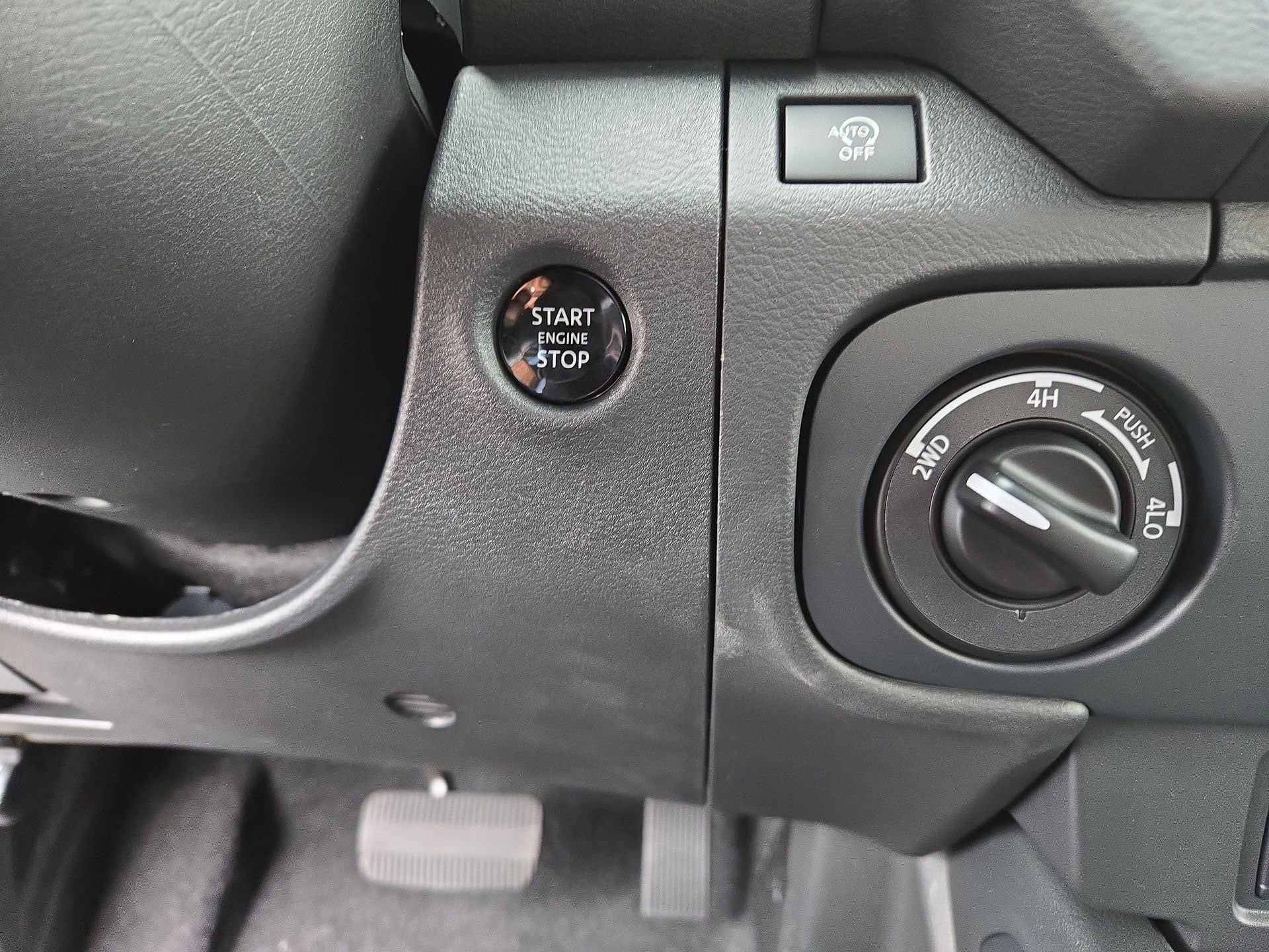New 2026 Nissan Frontier SV w/ SV Convenience Package AWD/4WD image 20