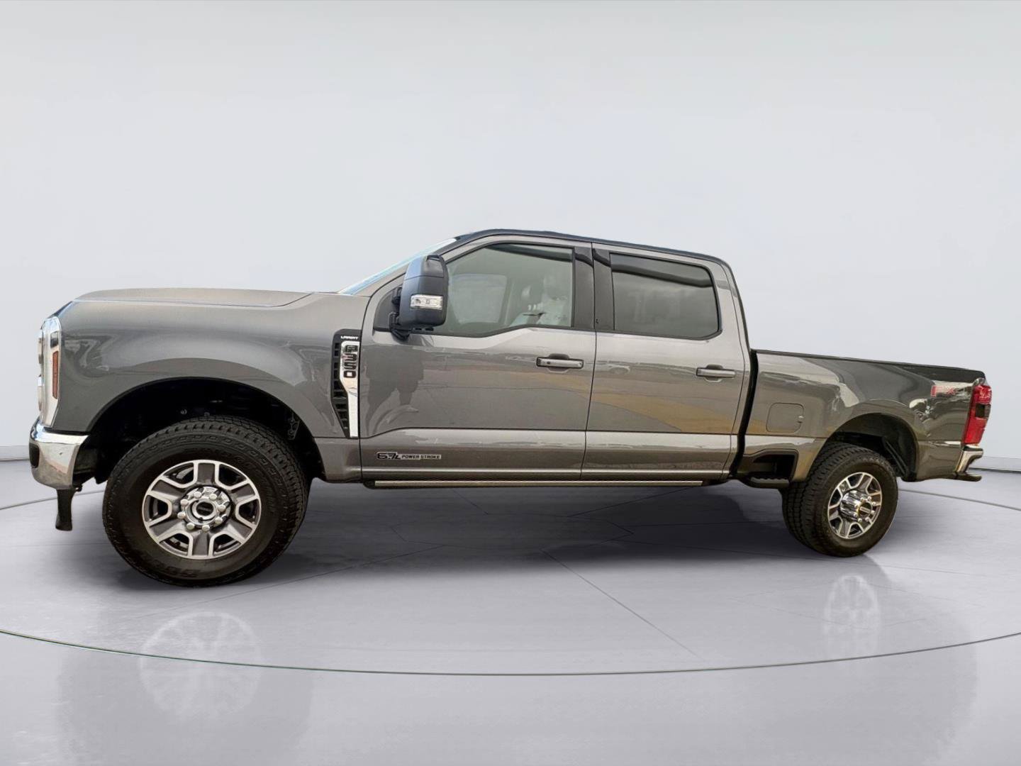 Used 2025 Ford F350 Lariat w/ Lariat Ultimate Package AWD/4WD image 6