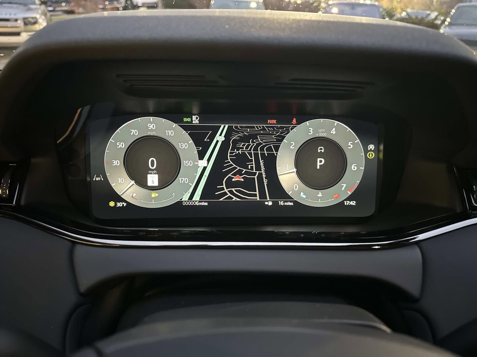 New 2026 Land Rover Range Rover Evoque S image 13