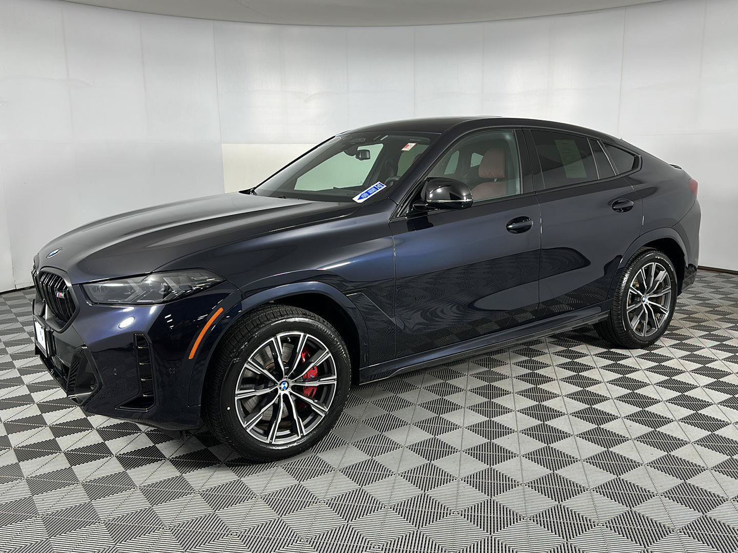 Used 2024 BMW X6 M60i AWD/4WD image 7