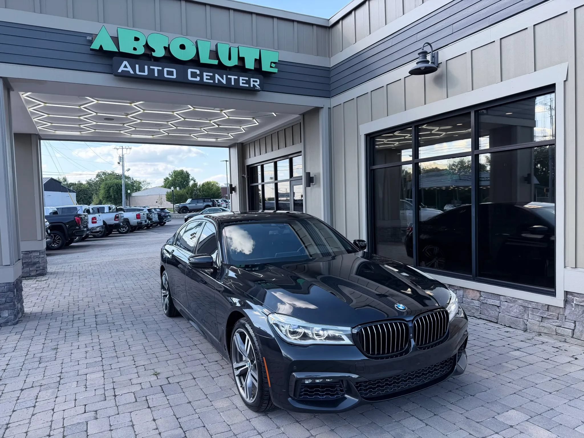 Used 2018 BMW 750i