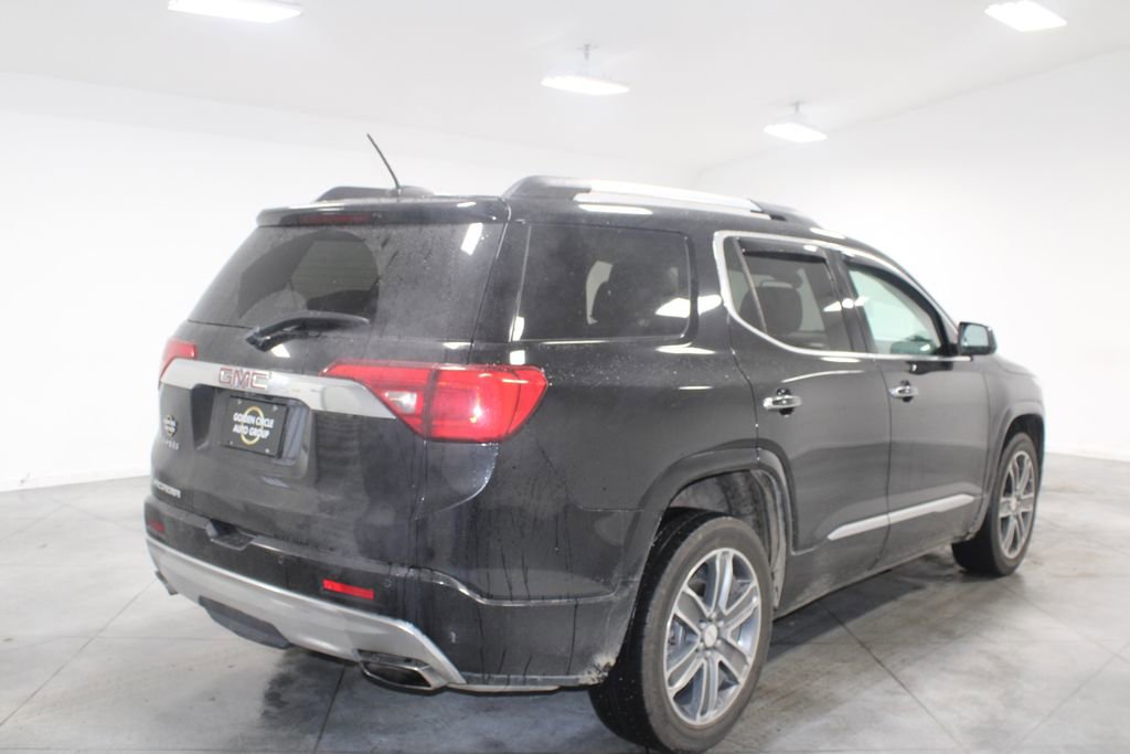 Used 2017 GMC Acadia Denali image 9