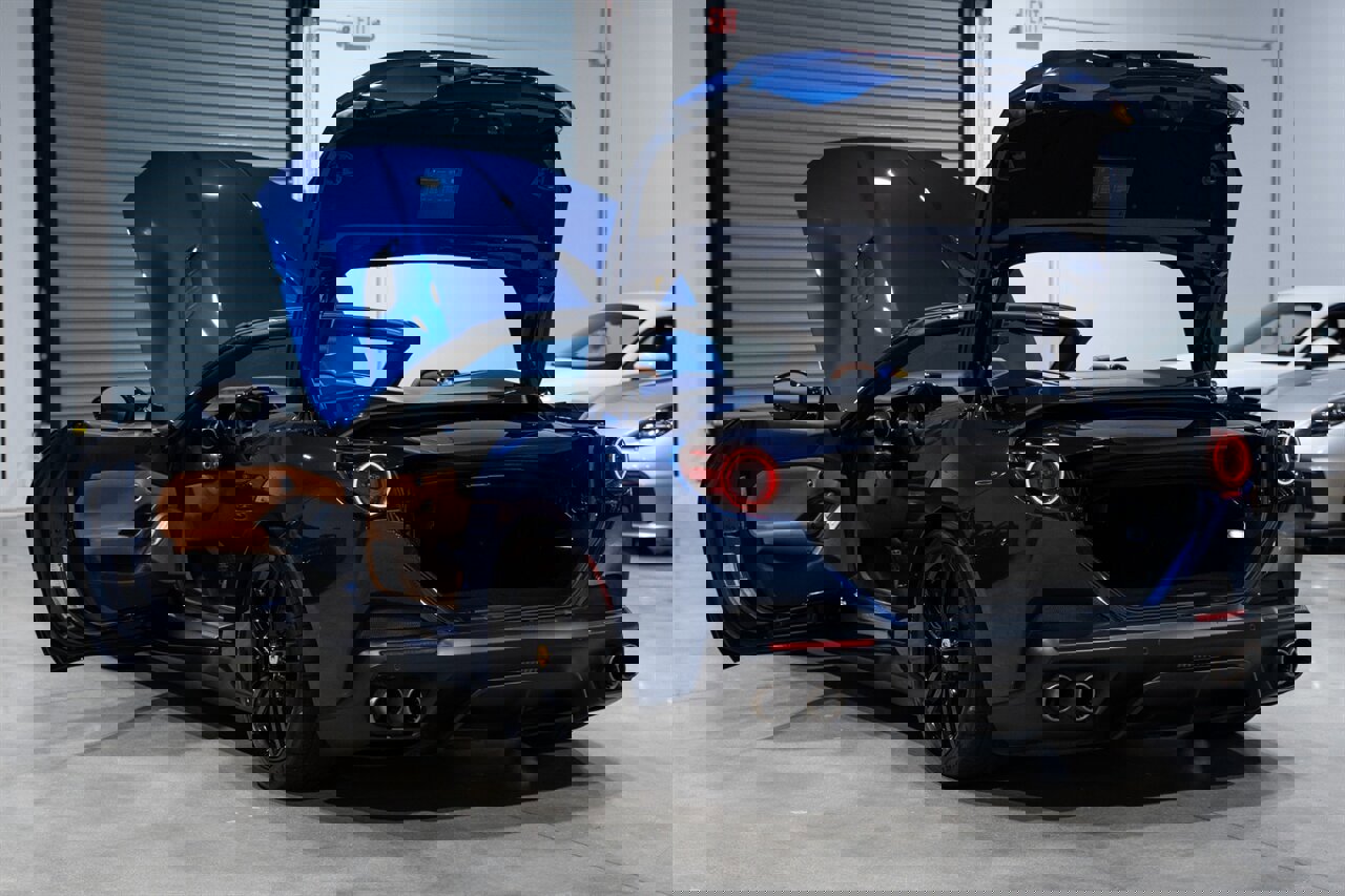 Used 2020 Ferrari Portofino image 39