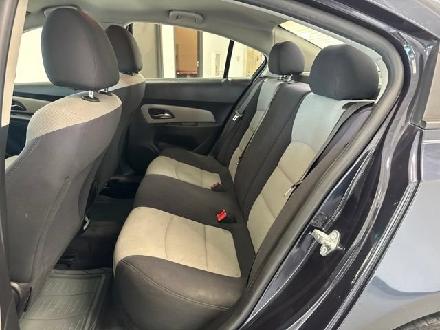 Used 2015 Chevrolet Cruze LS FWD image 20