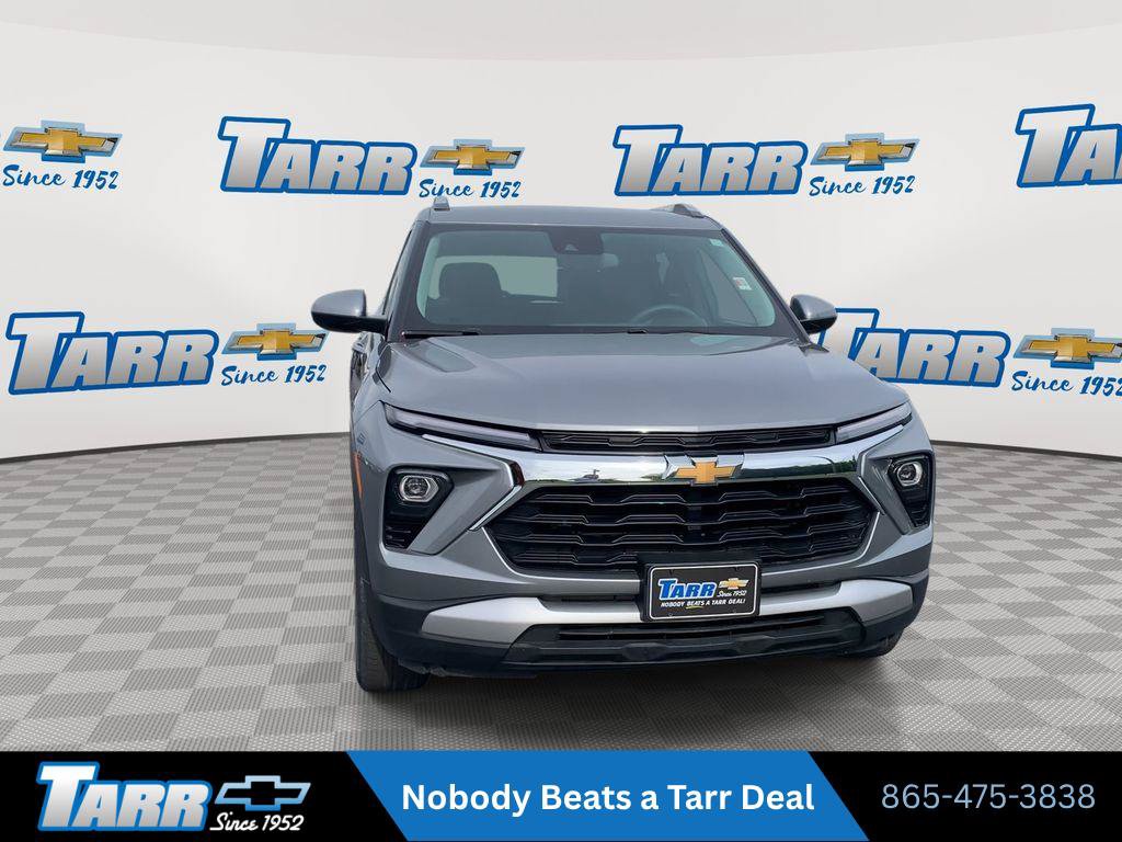 Used 2025 Chevrolet TrailBlazer LT AWD/4WD image 3