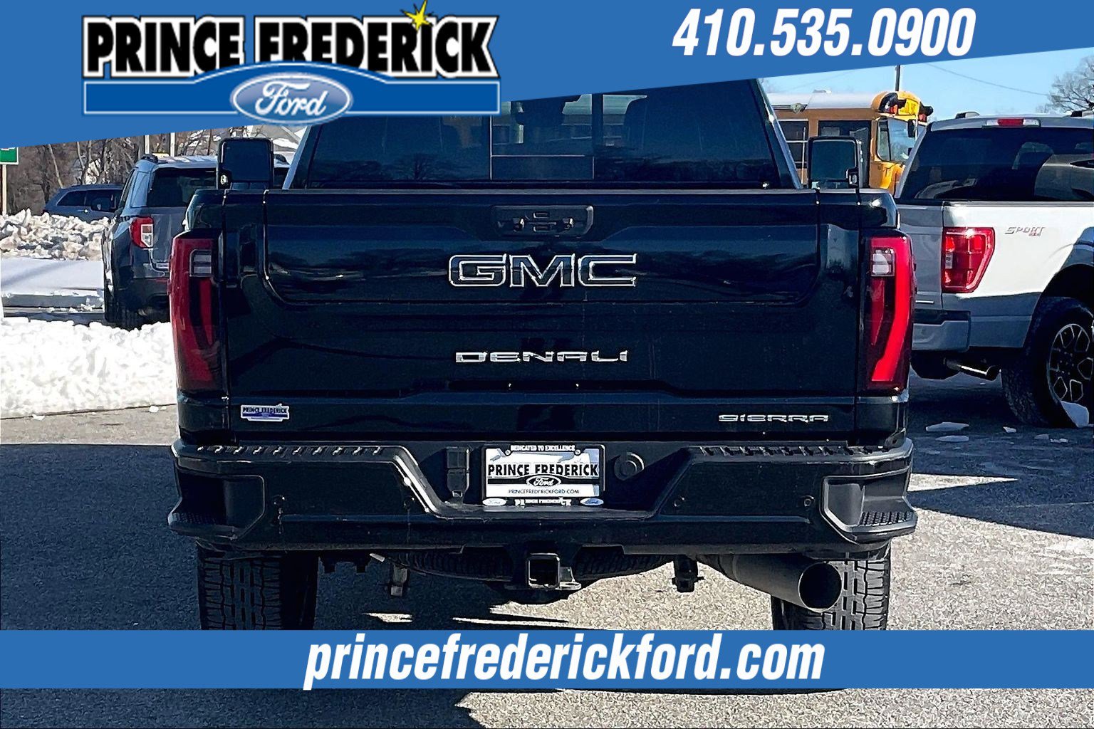 Used 2025 GMC Sierra 3500 Denali Ultimate image 4