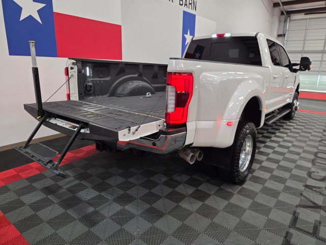 Used 2019 Ford F350 Lariat w/ Lariat Ultimate Package AWD/4WD image 25